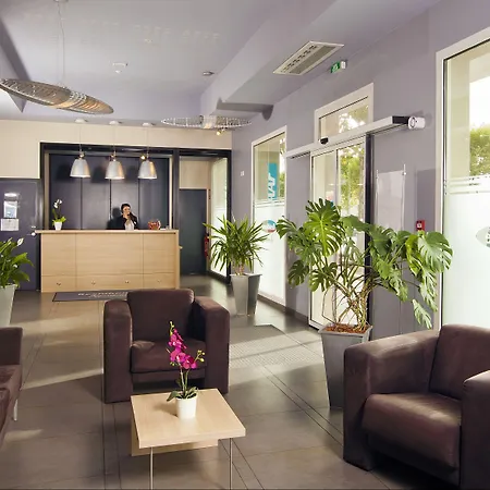 Appart hôtel Residhome Ferrand Gergovia 3*